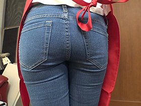 ぴたぴたジーパンずり下げセックス！4時間 出張に来てくれた家政婦が意外にも可愛かったのでゴムなし妊娠確実の情熱的なバックで大量中出し！　サンプル画像02